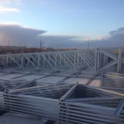 STRONG AXIS TRUSS PROJECT IN PROGRESS STRONG AXIS TRUSS PROJECT IN PROGRESS