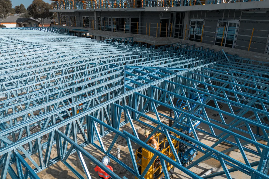 OxBuild Clyde APM-6 - Scottsdale Construction Systems Steel framing Roll forming Steel framing machines Roll forming technology Cold-formed steel wall panels Cold-formed steel trusses Steel framed buildings