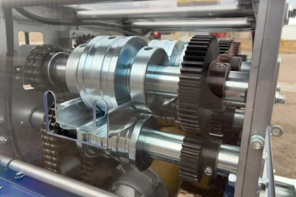 FrameExtend24 (FE24) by Scottsdale, is an advanced roll forming complement for creating of telescoping cold-formed steel framed walls, facilitating panelizing in load-bearing and non-load bearing light-gauge steel applications, including curtainwalls.