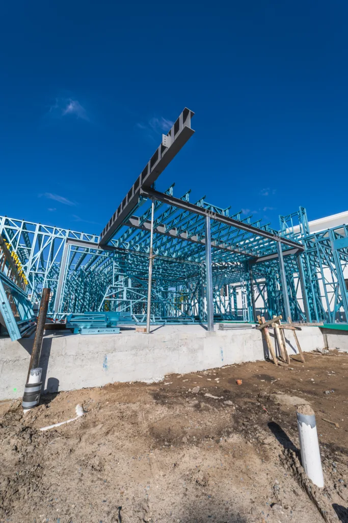Luxury steel-framed home 5 - Scottsdale Construction Systems Steel framing Wall panels Roof trusses Luxury homes Steel-framed Roll forming