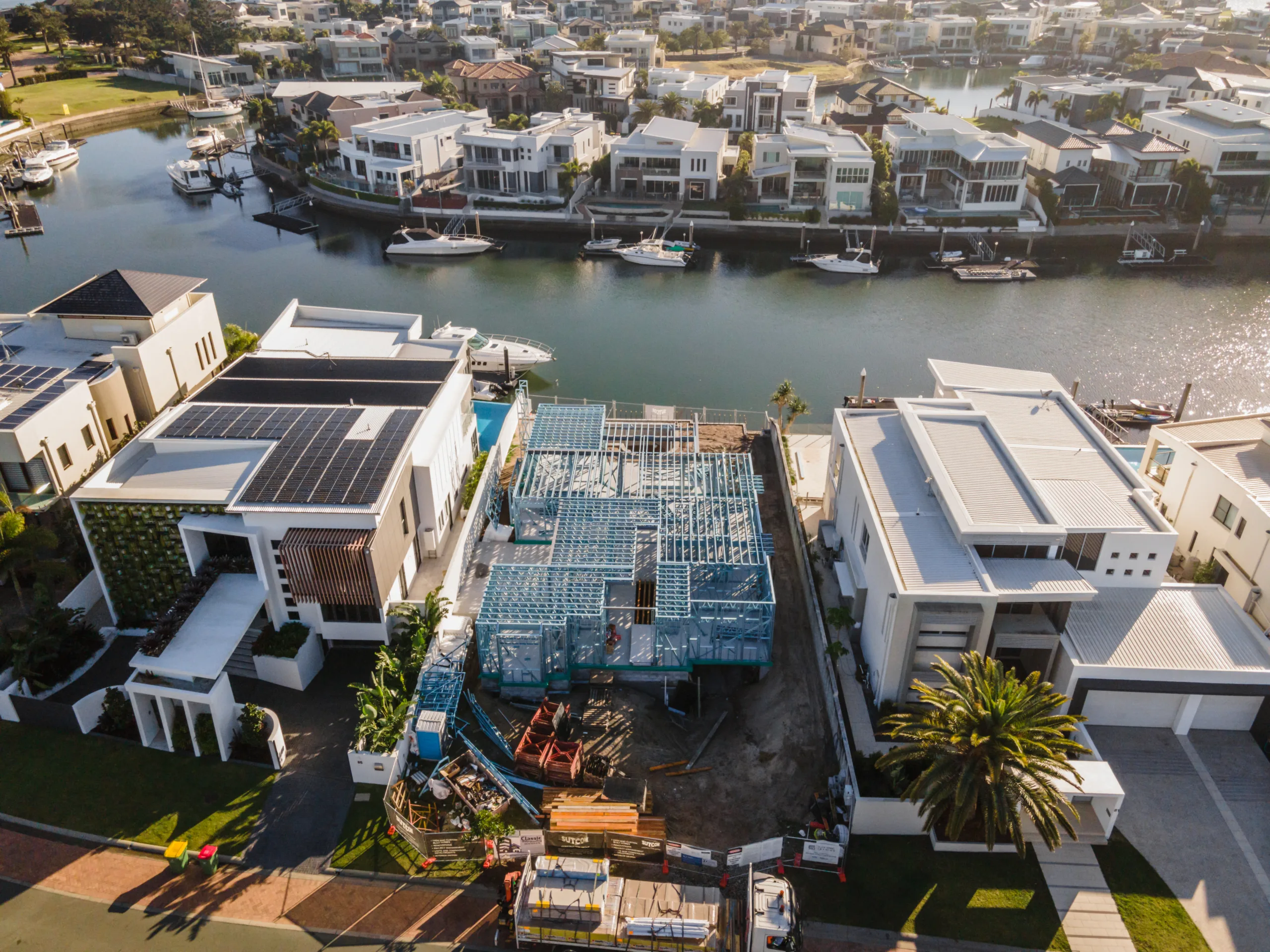 Luxury steel-framed home - Scottsdale Construction Systems Steel framing Wall panels Roof trusses Luxury homes Steel-framed Roll forming